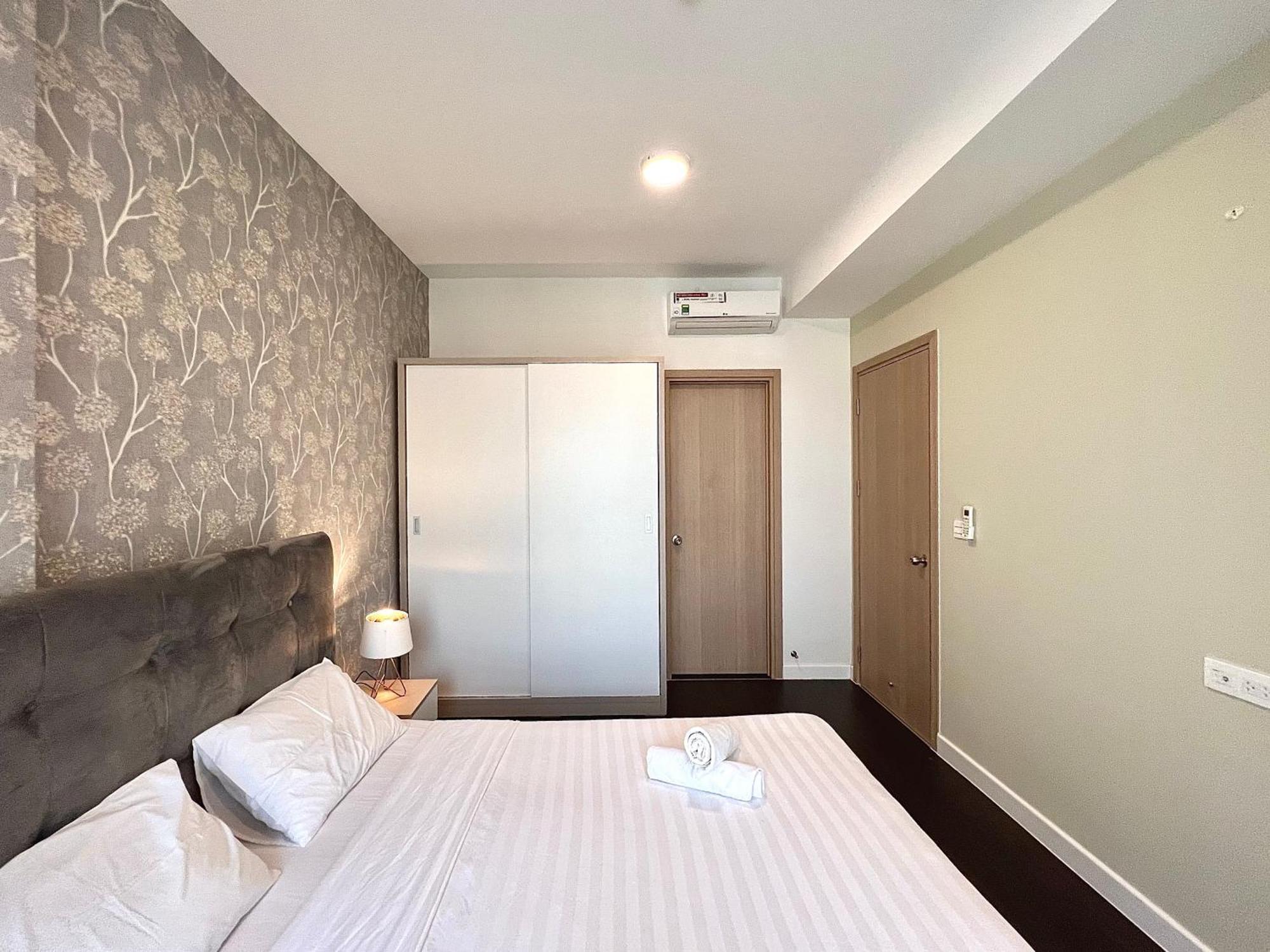Saigon Banhada - Rivergate - Infinity Pool Ho Chi Minh City Exterior photo