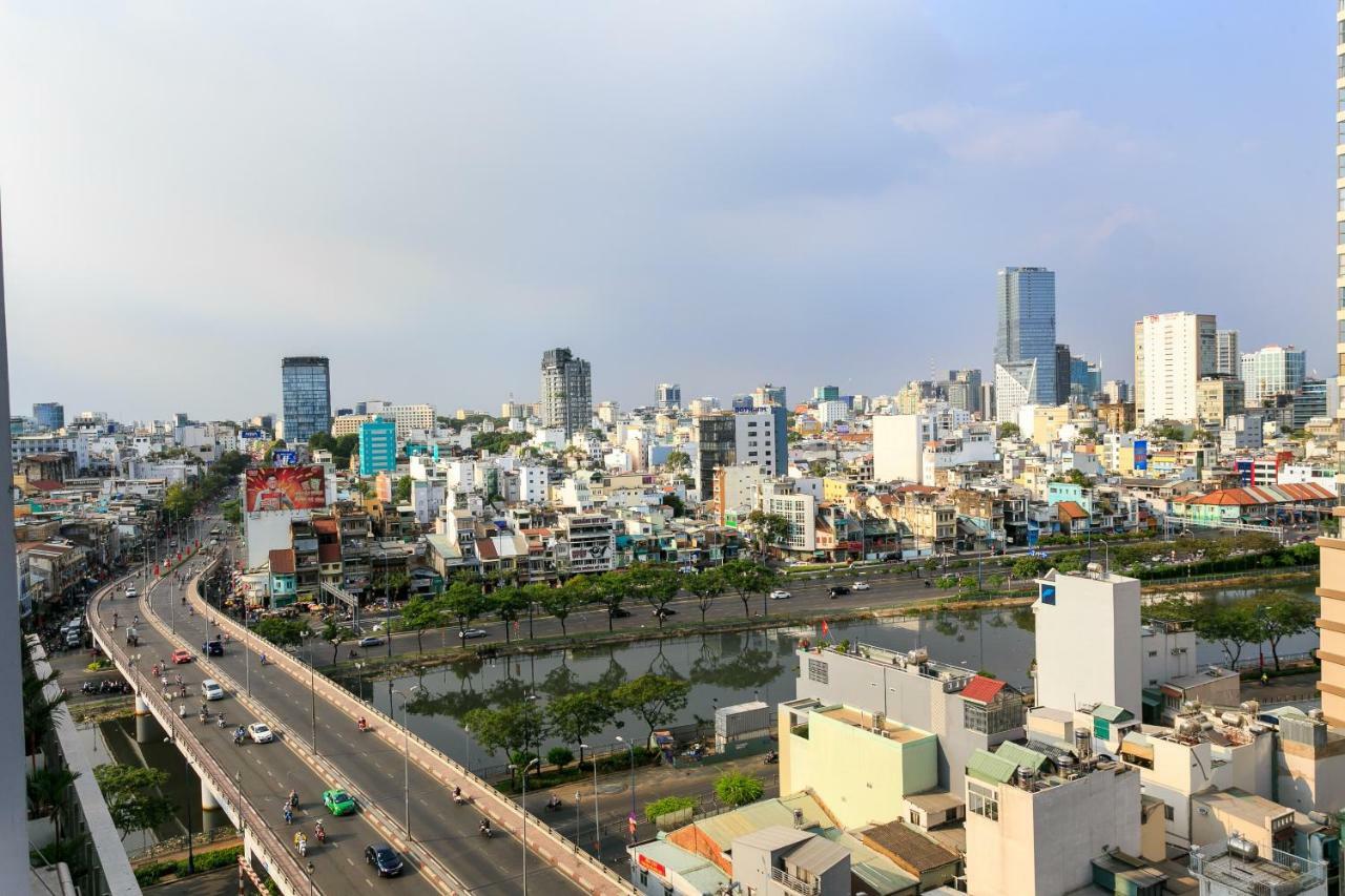 Saigon Banhada - Rivergate - Infinity Pool Ho Chi Minh City Exterior photo